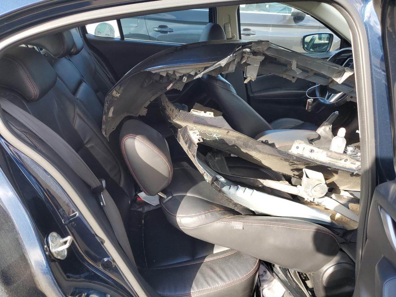 2015 Mazda 3 - Image 10