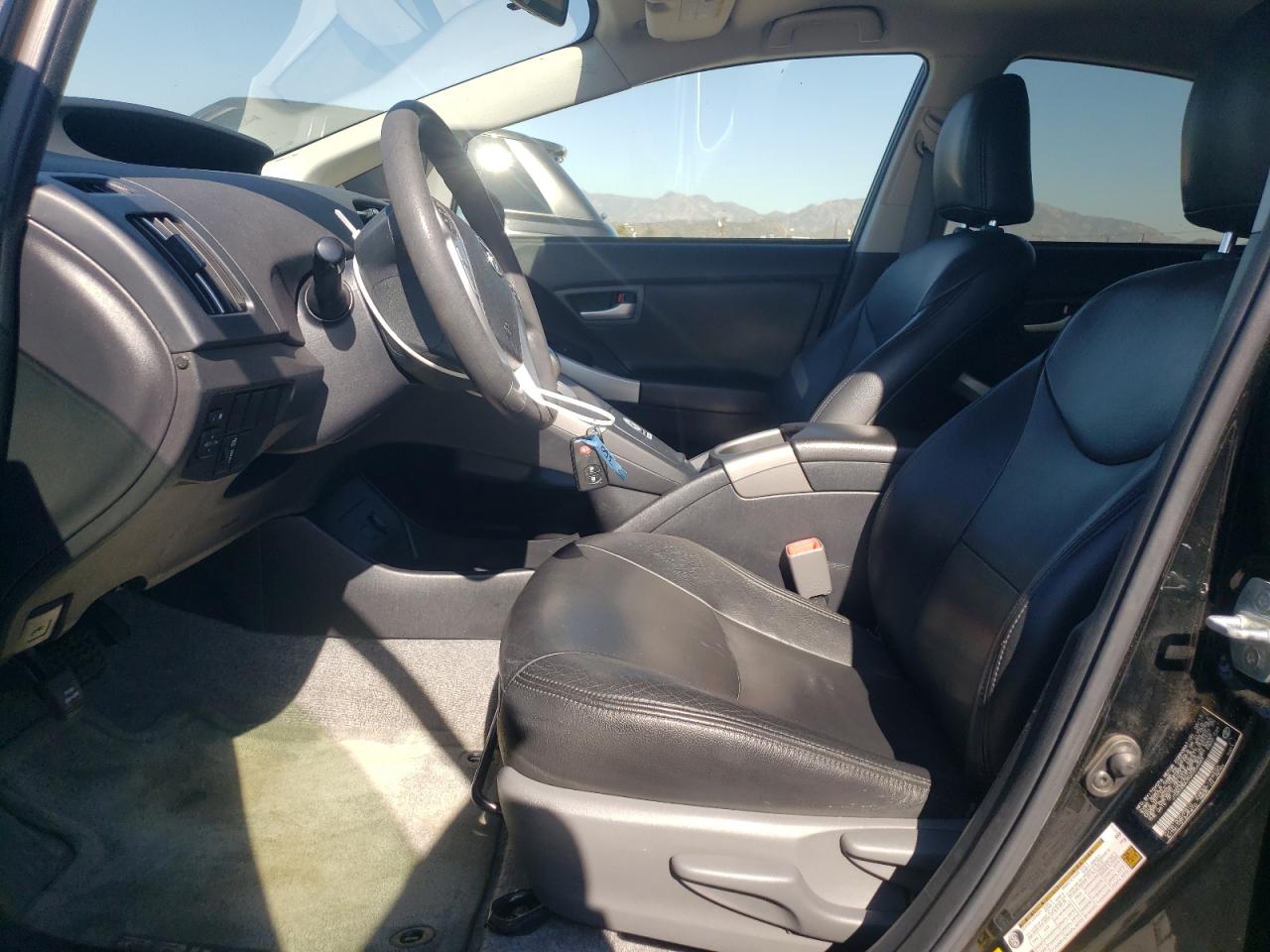 2013 Toyota Prius - Image 7