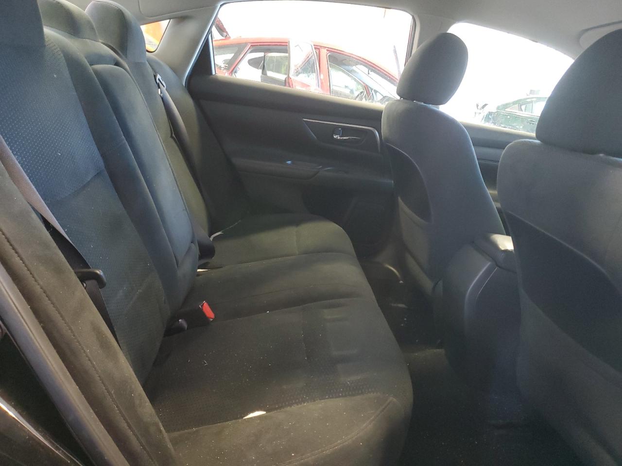 2015 Nissan Altima - Image 10