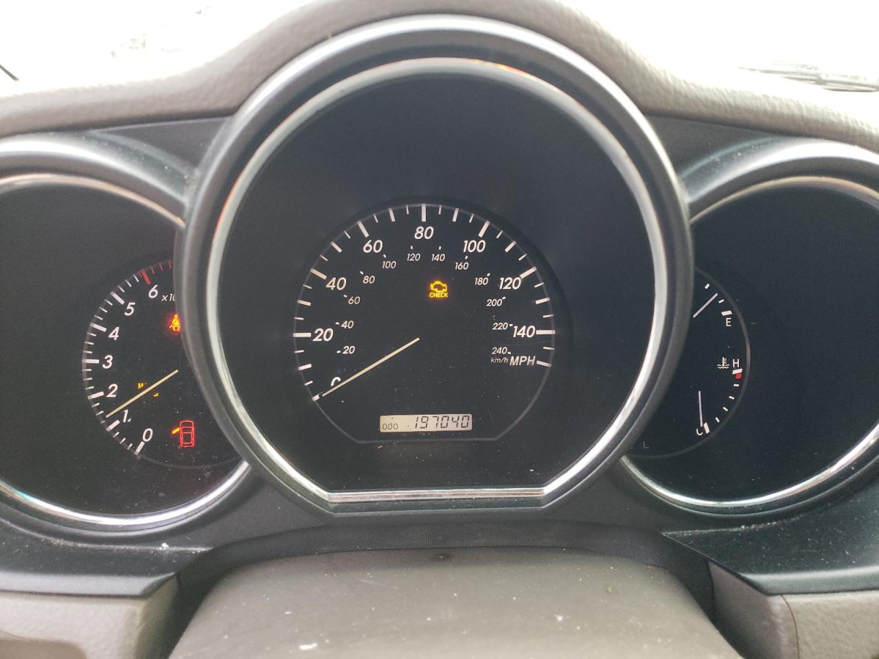 2004 Lexus RX - Image 9