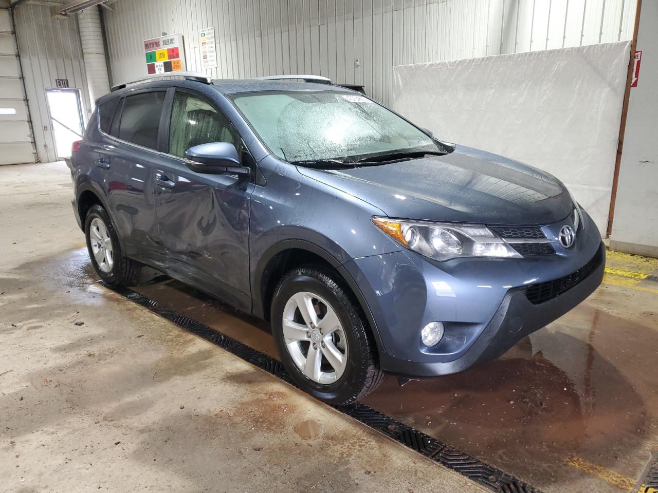 2013 Toyota RAV 4 - Image 4