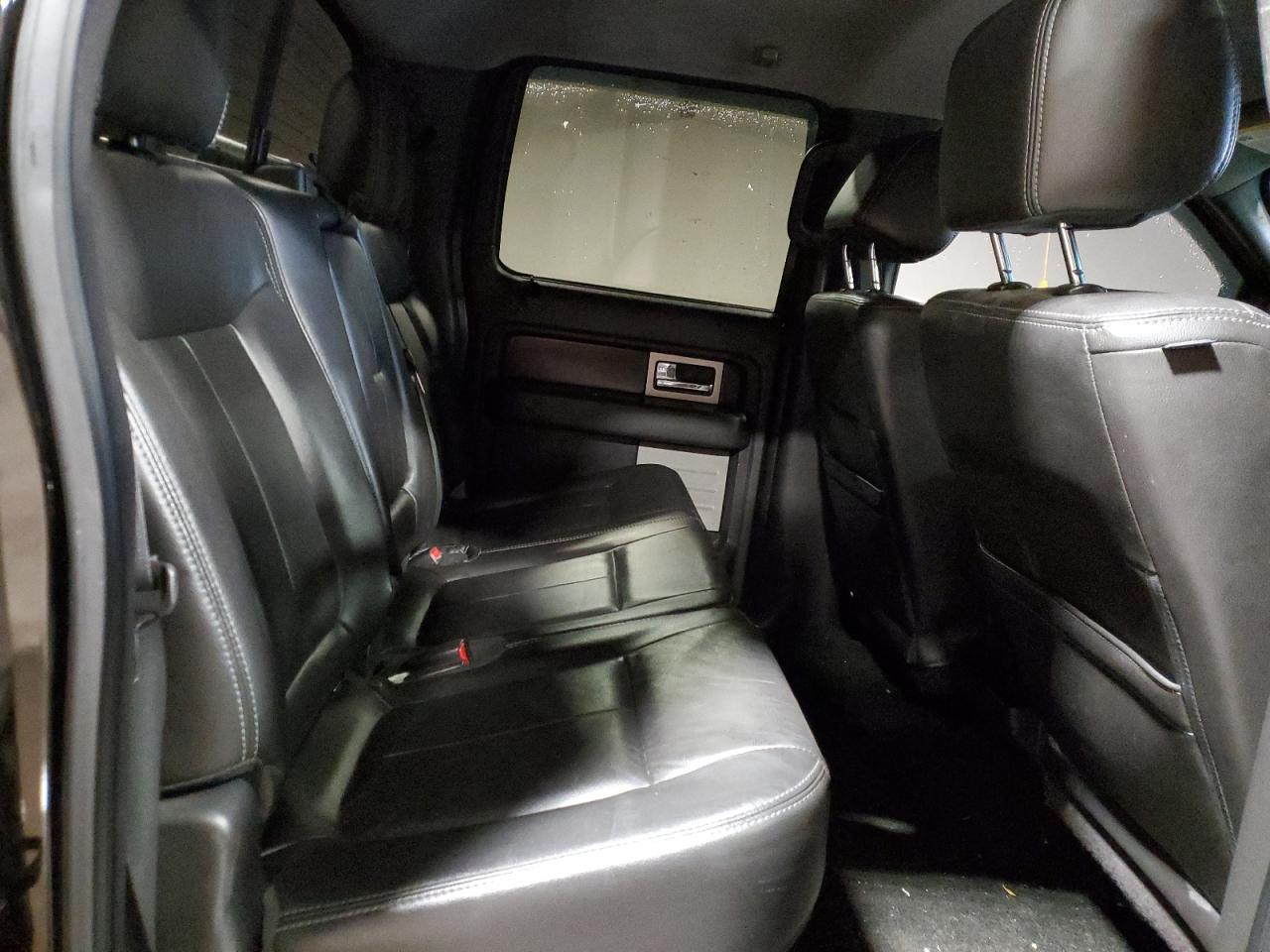 2012 Ford F-150 - Image 10
