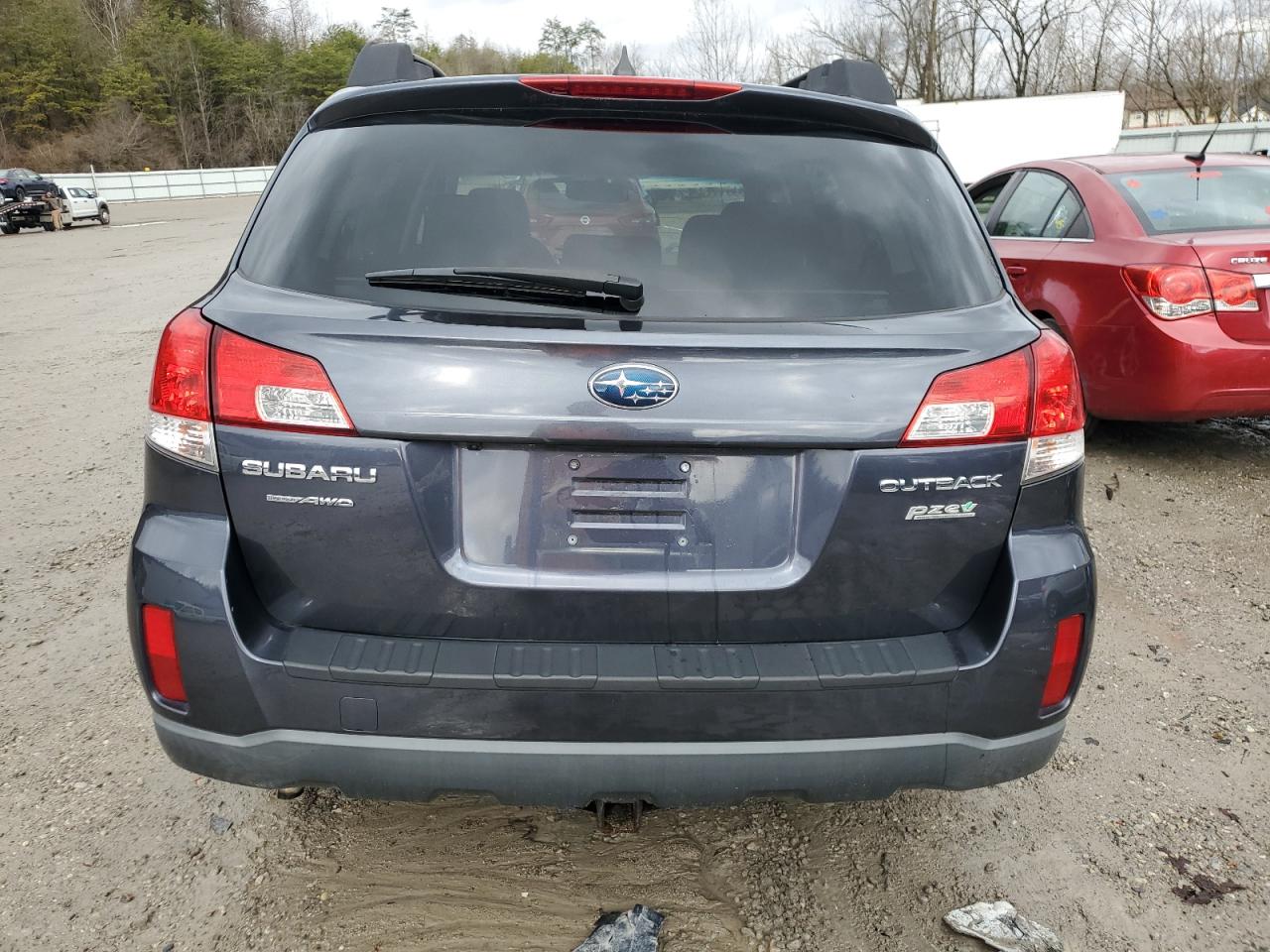 2013 Subaru Outback - Image 6