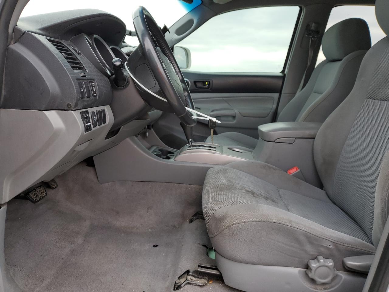 2011 Toyota Tacoma - Image 7