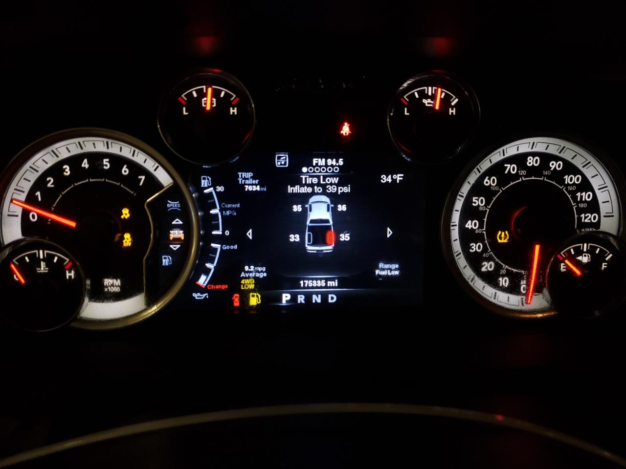 2014 RAM 1500 - Image 9