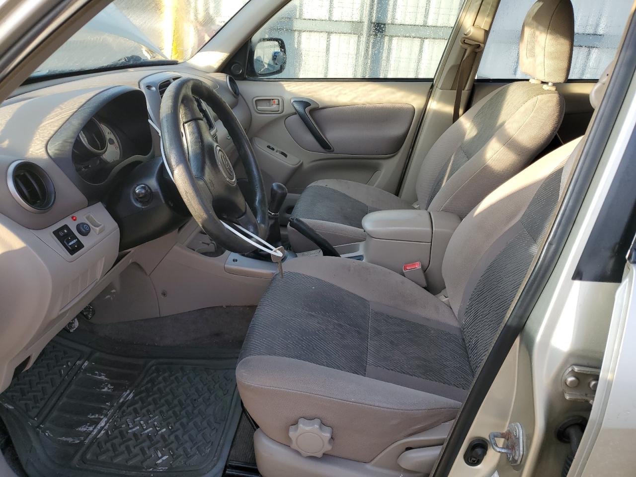 2003 Toyota RAV 4 - Image 7