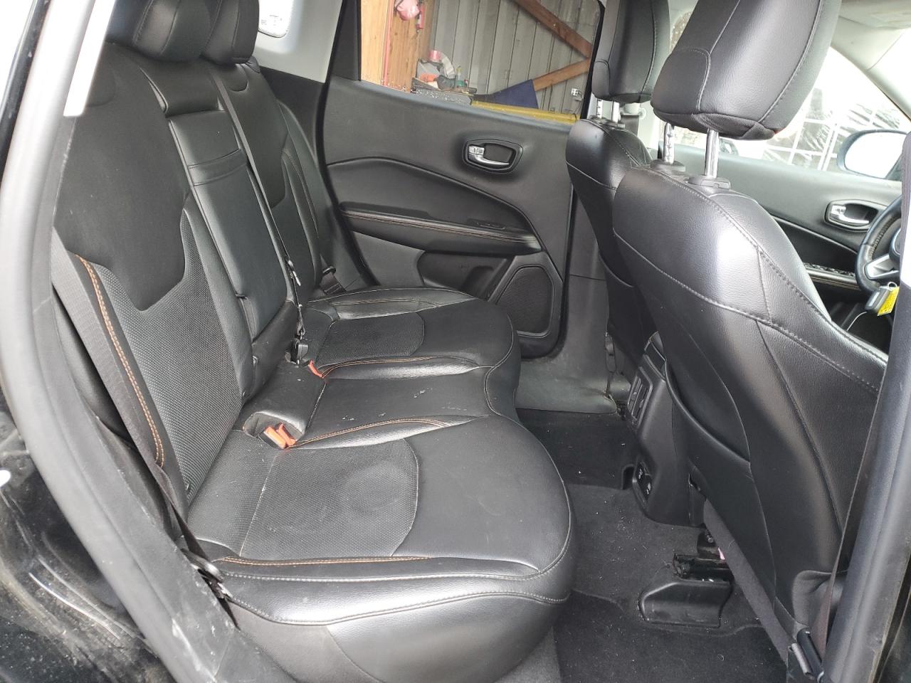 2019 Jeep Compass - Image 11