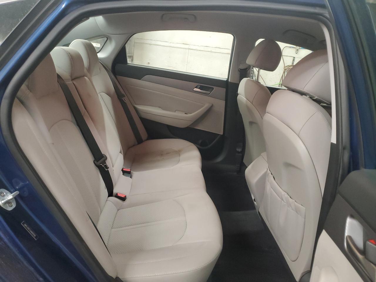 2018 Hyundai Sonata - Image 10