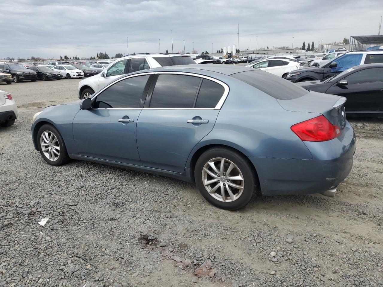 2007 Infiniti G - Image 2