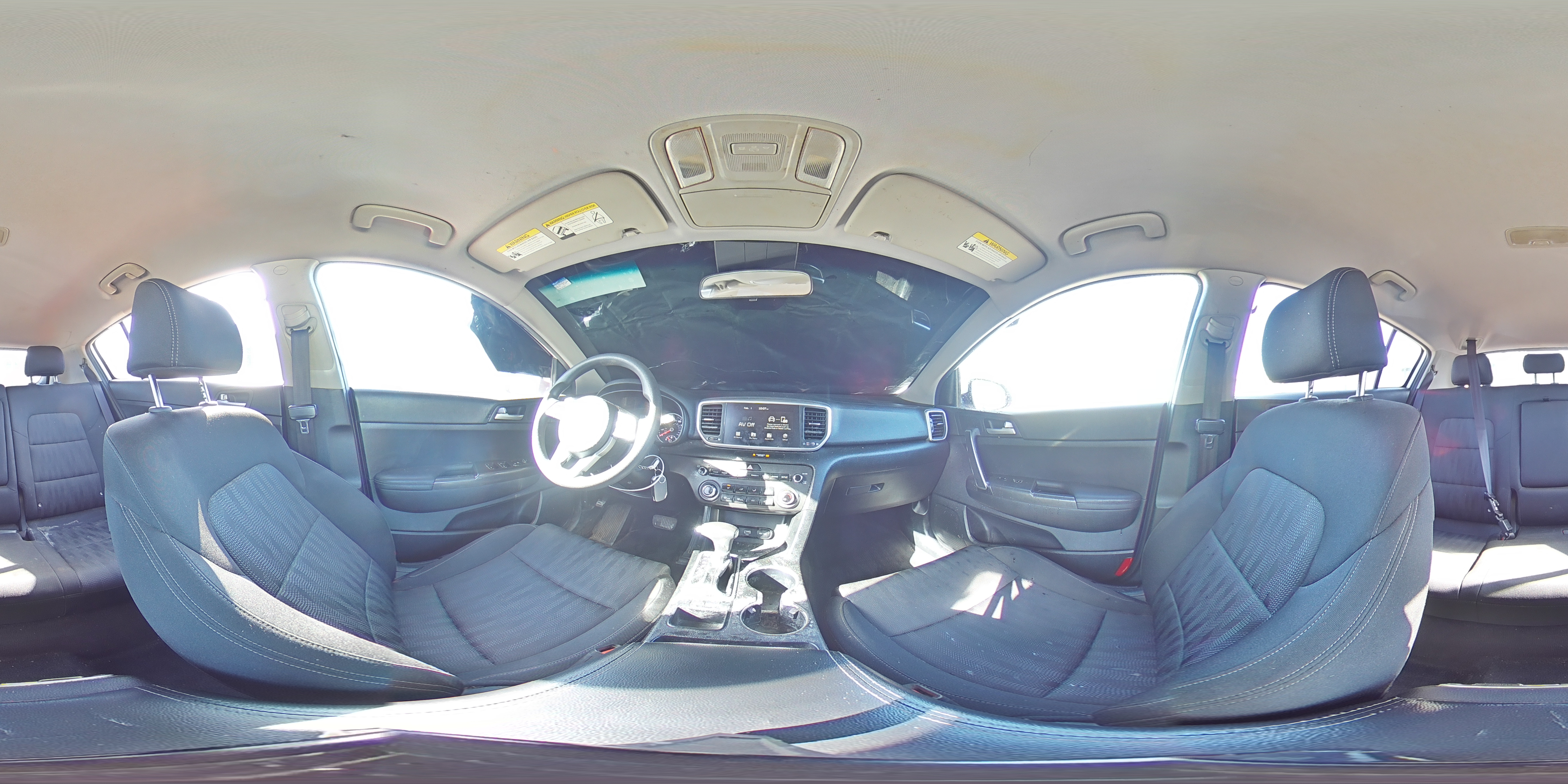 2022 Kia Sportage - Image 16