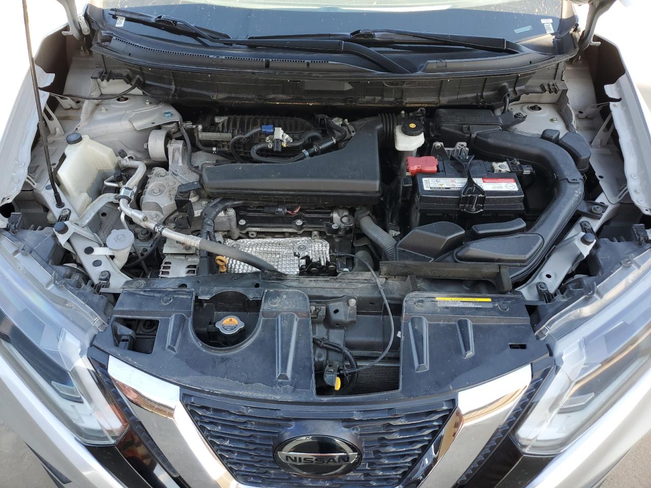 2020 Nissan Rogue - Image 12