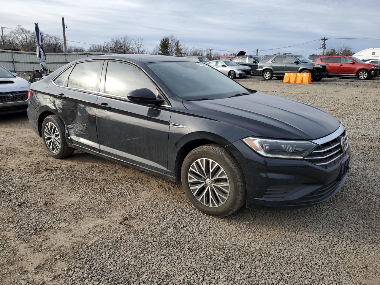2019 Volkswagen Jetta - Image 4
