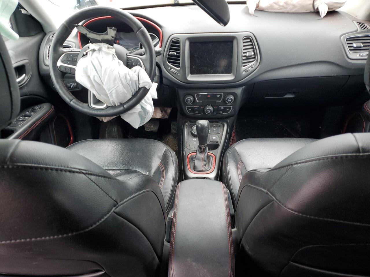 2018 Jeep Compass - Image 8
