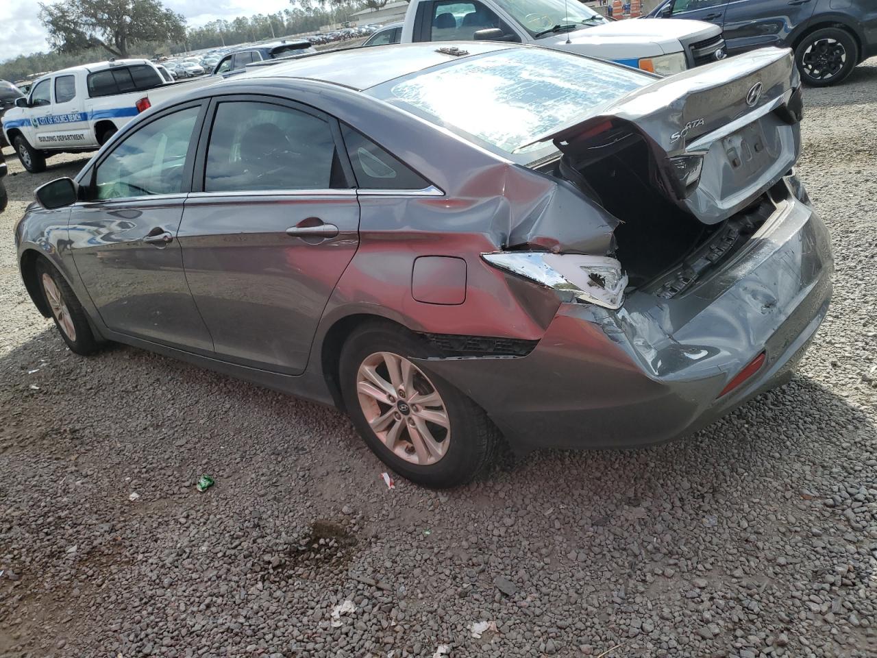 2012 Hyundai Sonata - Image 2