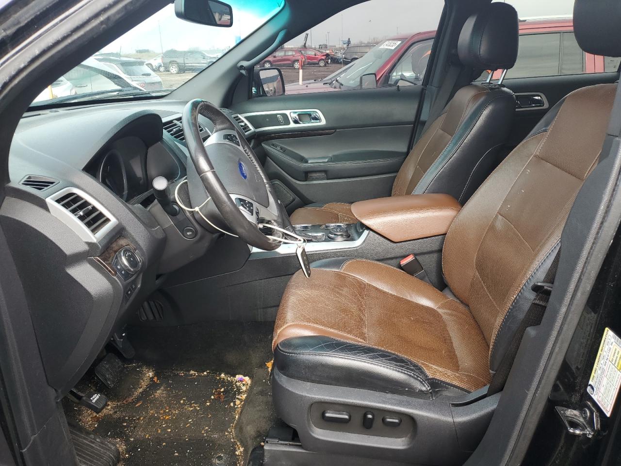 2012 Ford Explorer - Image 7