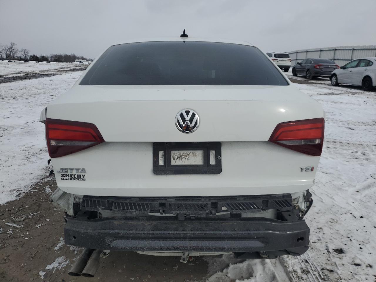2016 Volkswagen Jetta - Image 6