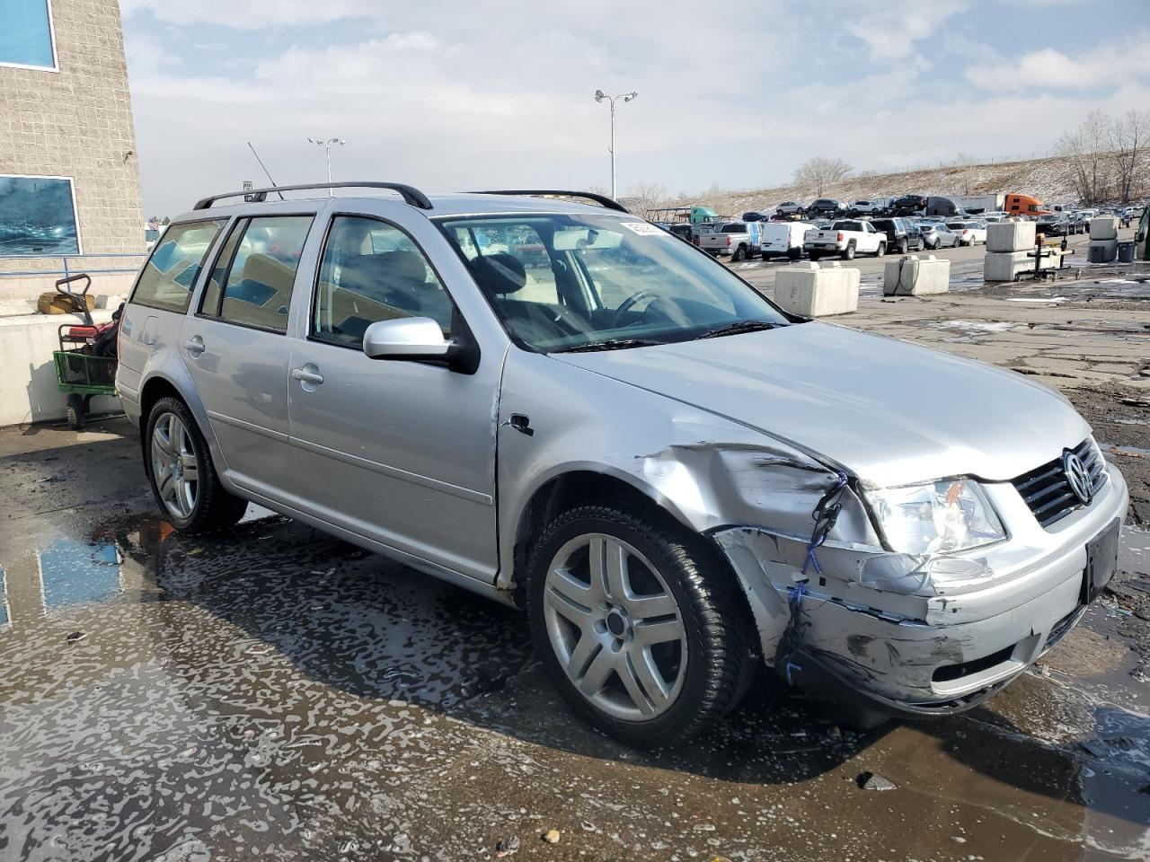2004 Volkswagen Jetta - Image 4