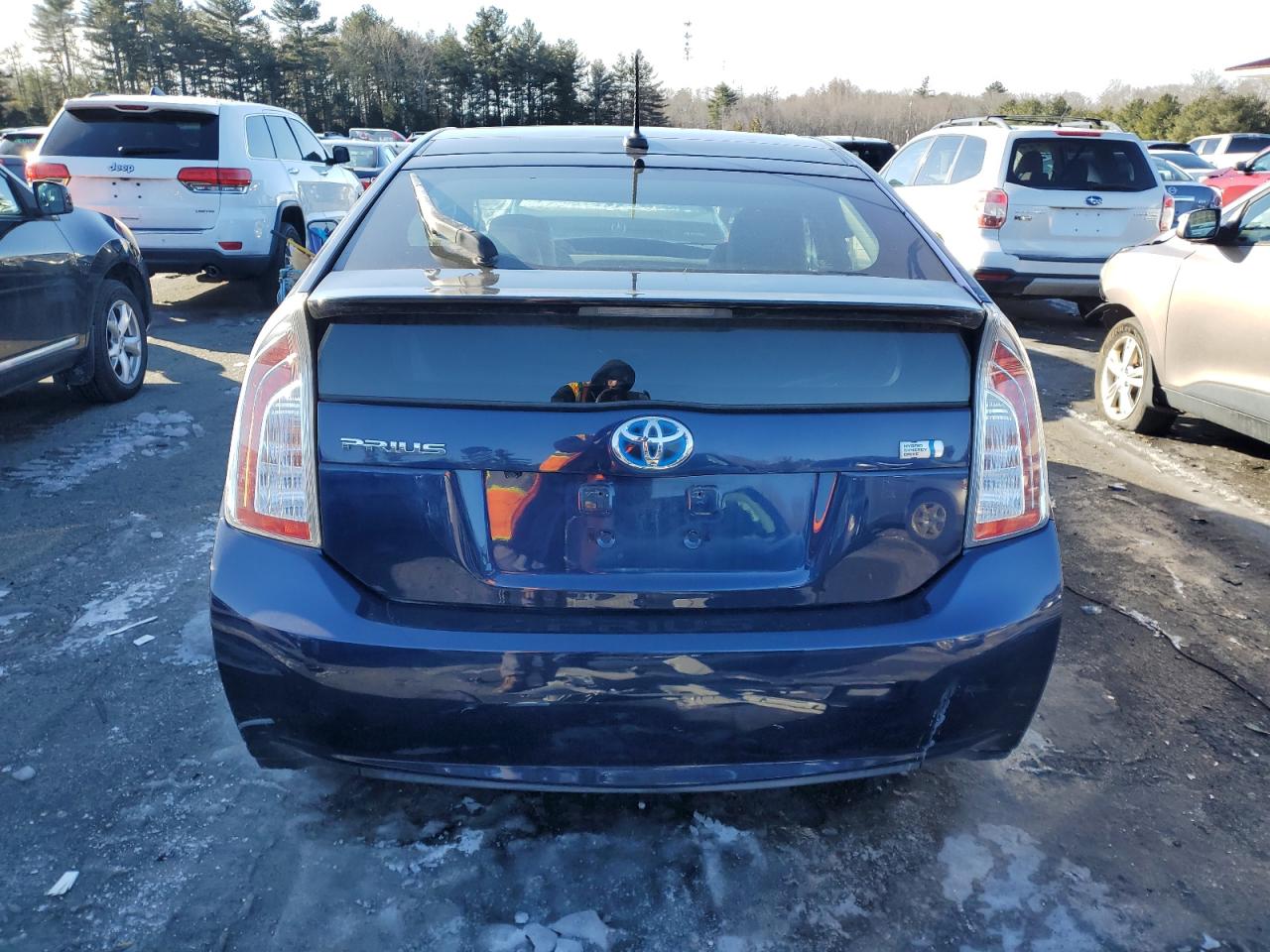 2014 Toyota Prius - Image 6