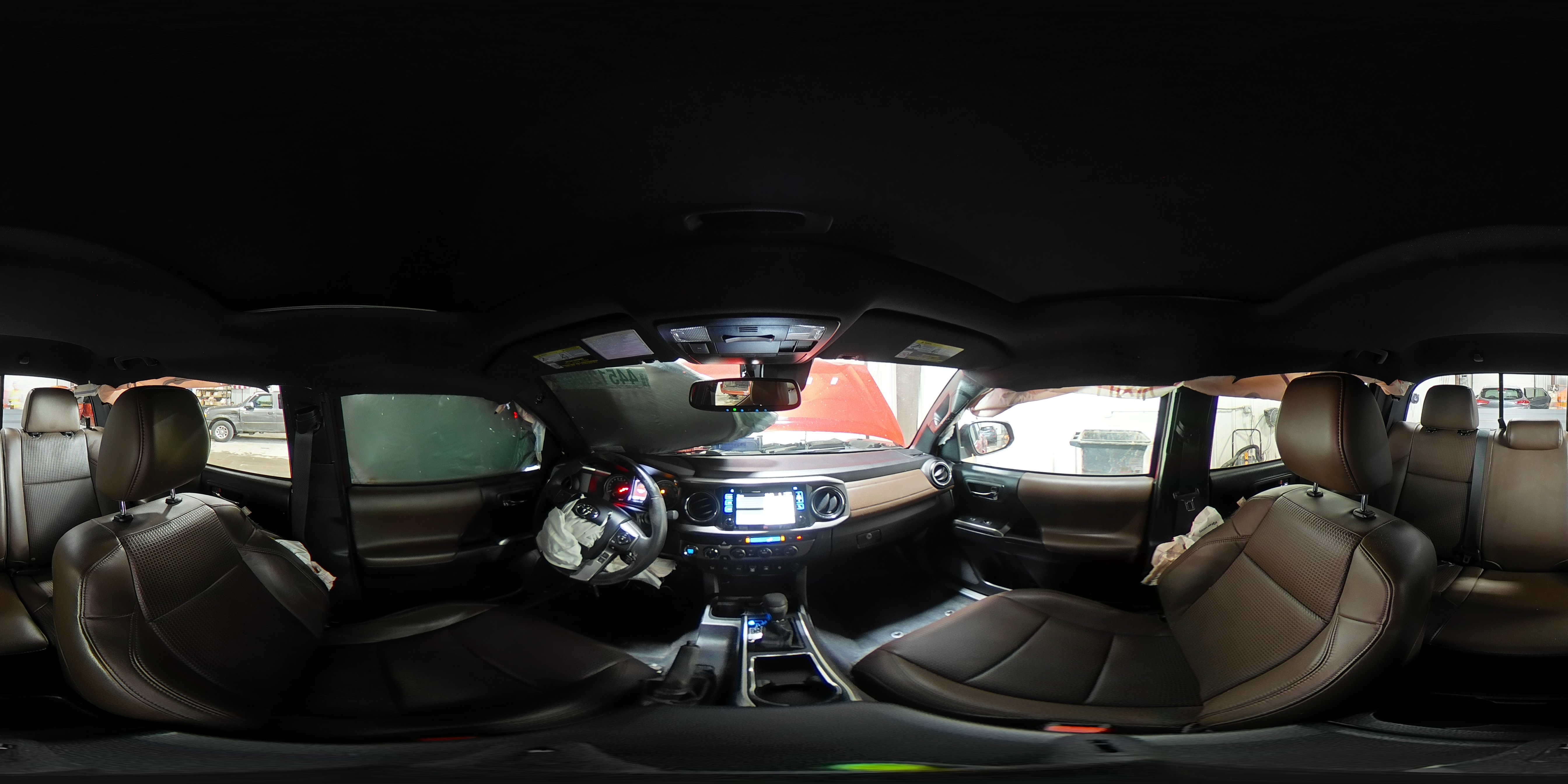 2019 Toyota Tacoma - Image 15