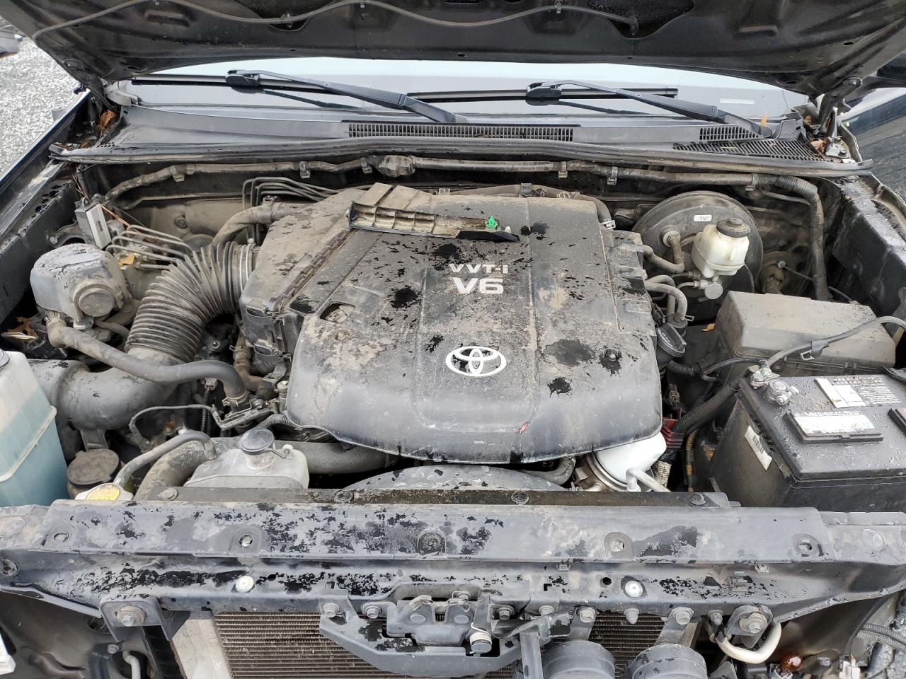 2014 Toyota Tacoma - Image 11