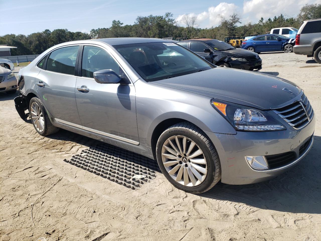 2016 Hyundai Equus - Image 4