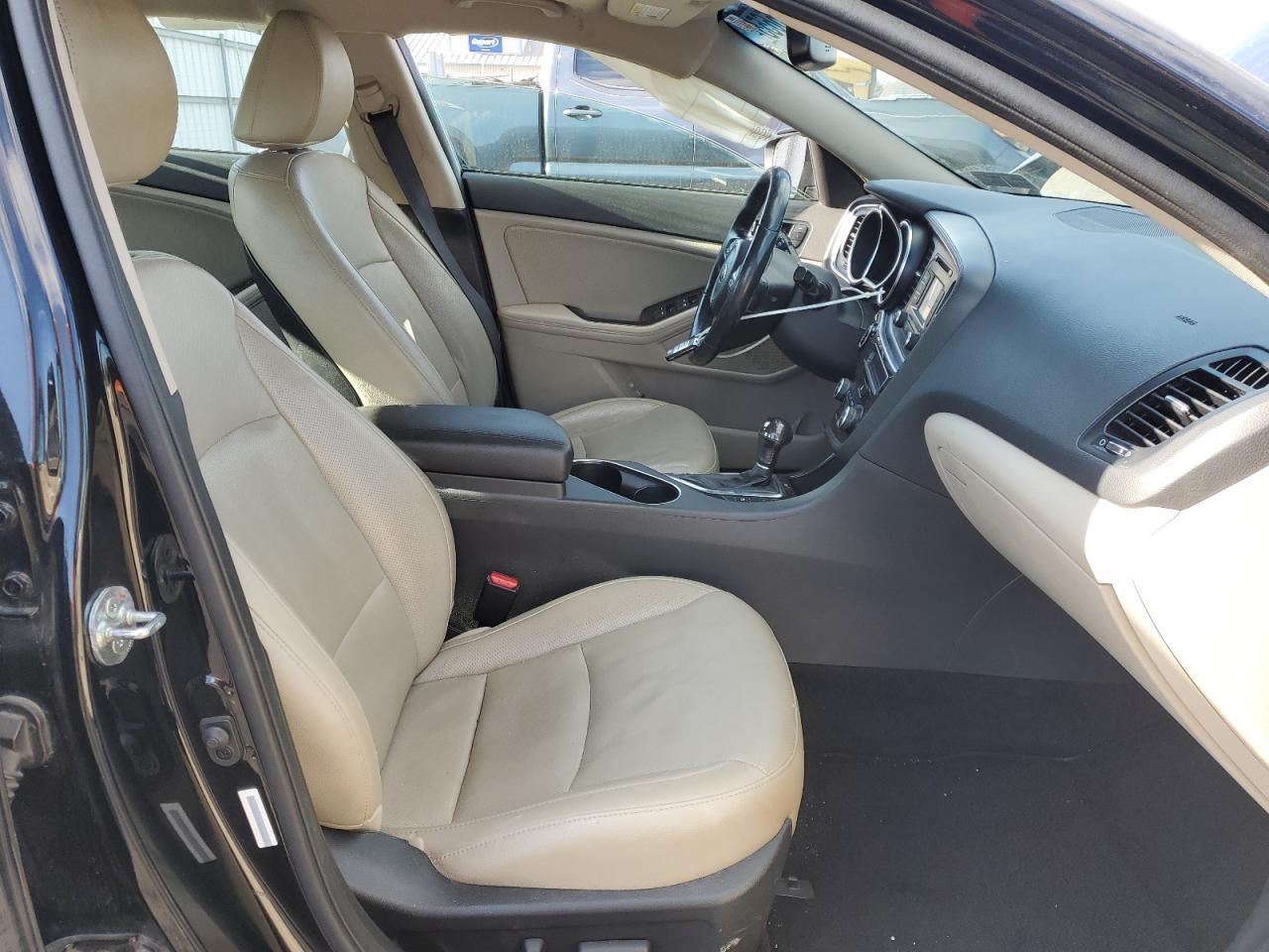 2014 Kia Optima - Image 7