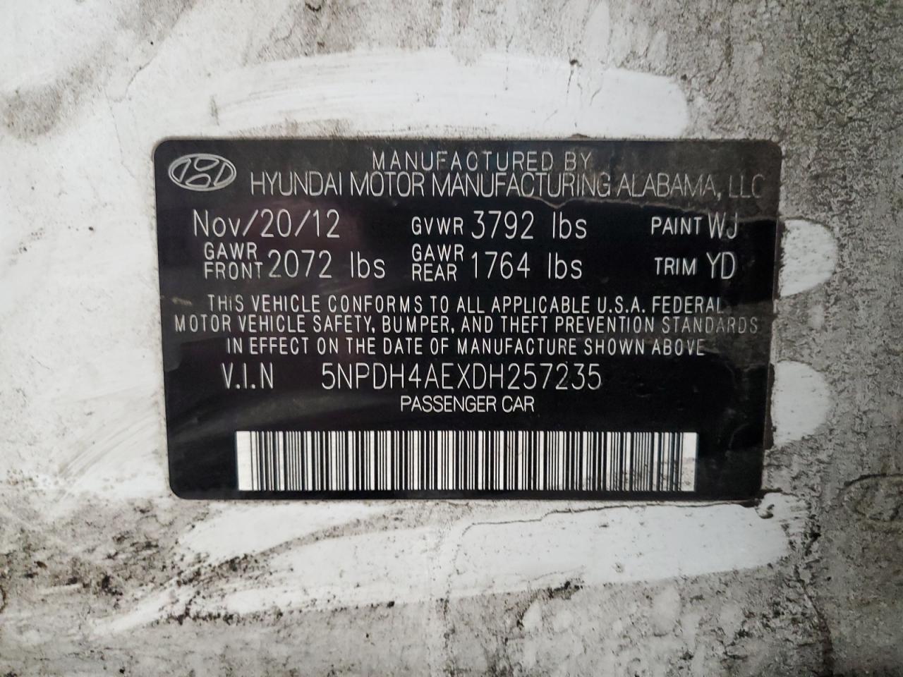2013 Hyundai Elantra - Image 12
