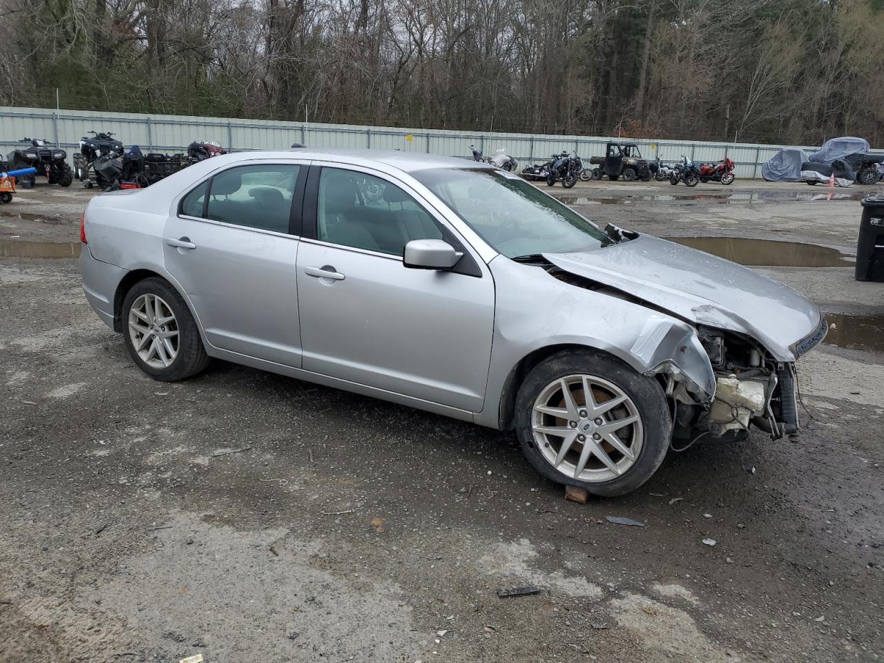 2011 Ford Fusion - Image 4
