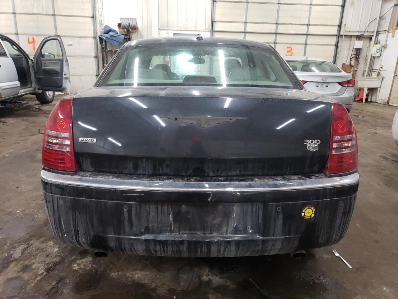 2007 Chrysler 300 - Image 6