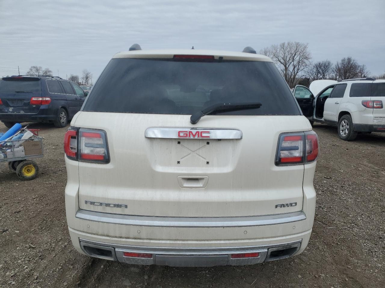 2014 GMC Acadia - Image 6