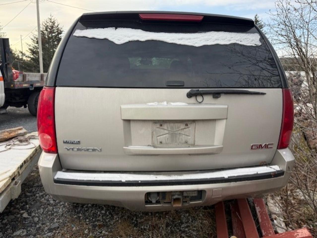 2007 GMC Yukon - Image 6