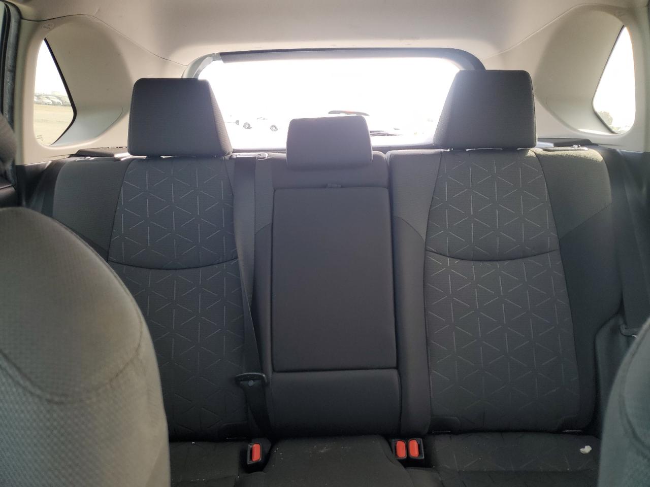 2021 Toyota Rav4 Xle VIN: 2T3P1RFV2MW162541 Lot: 47135655
