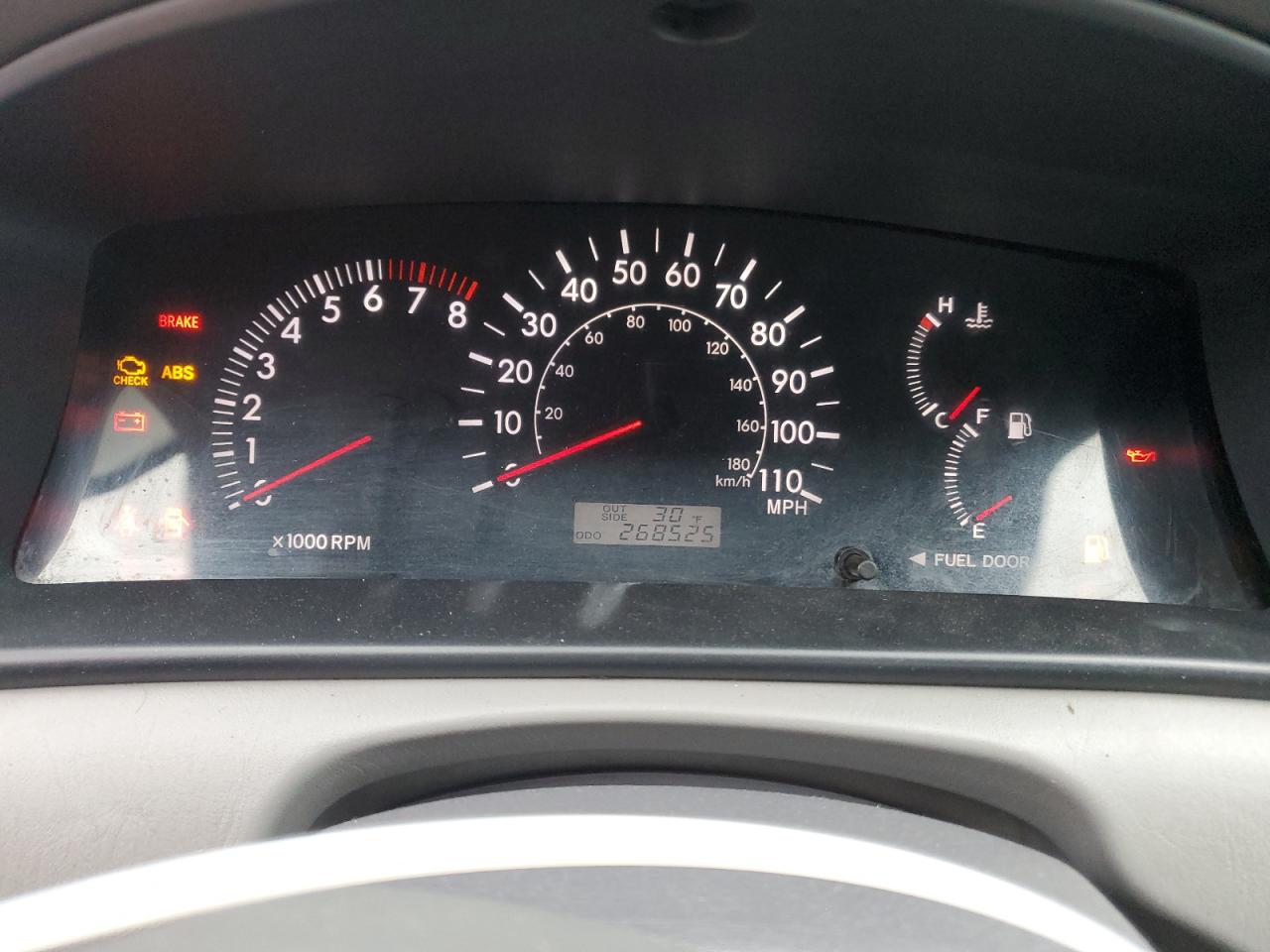2005 Toyota Corolla - Image 9