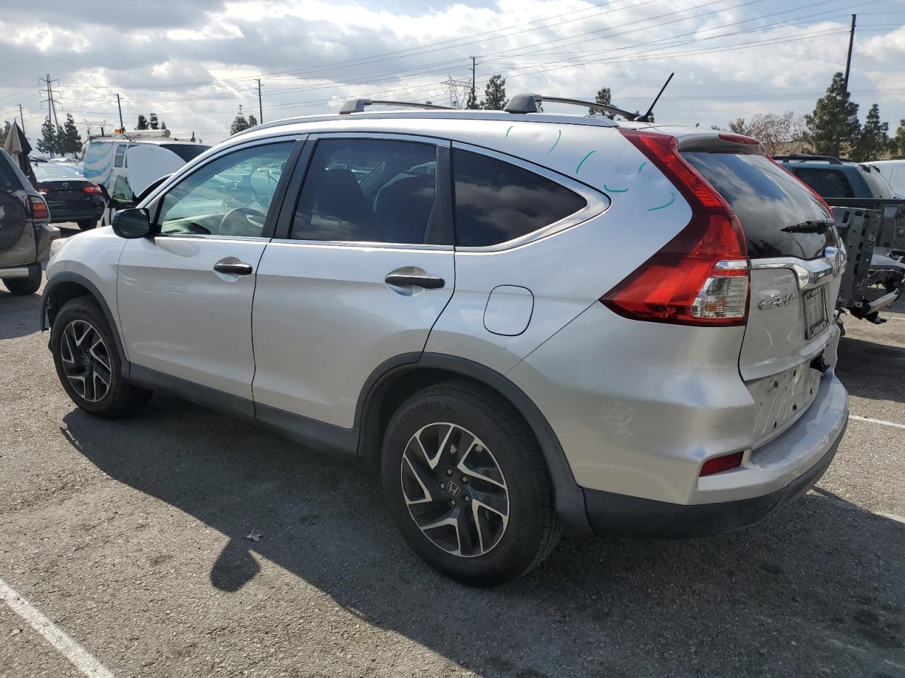 2016 Honda CR-V - Image 2
