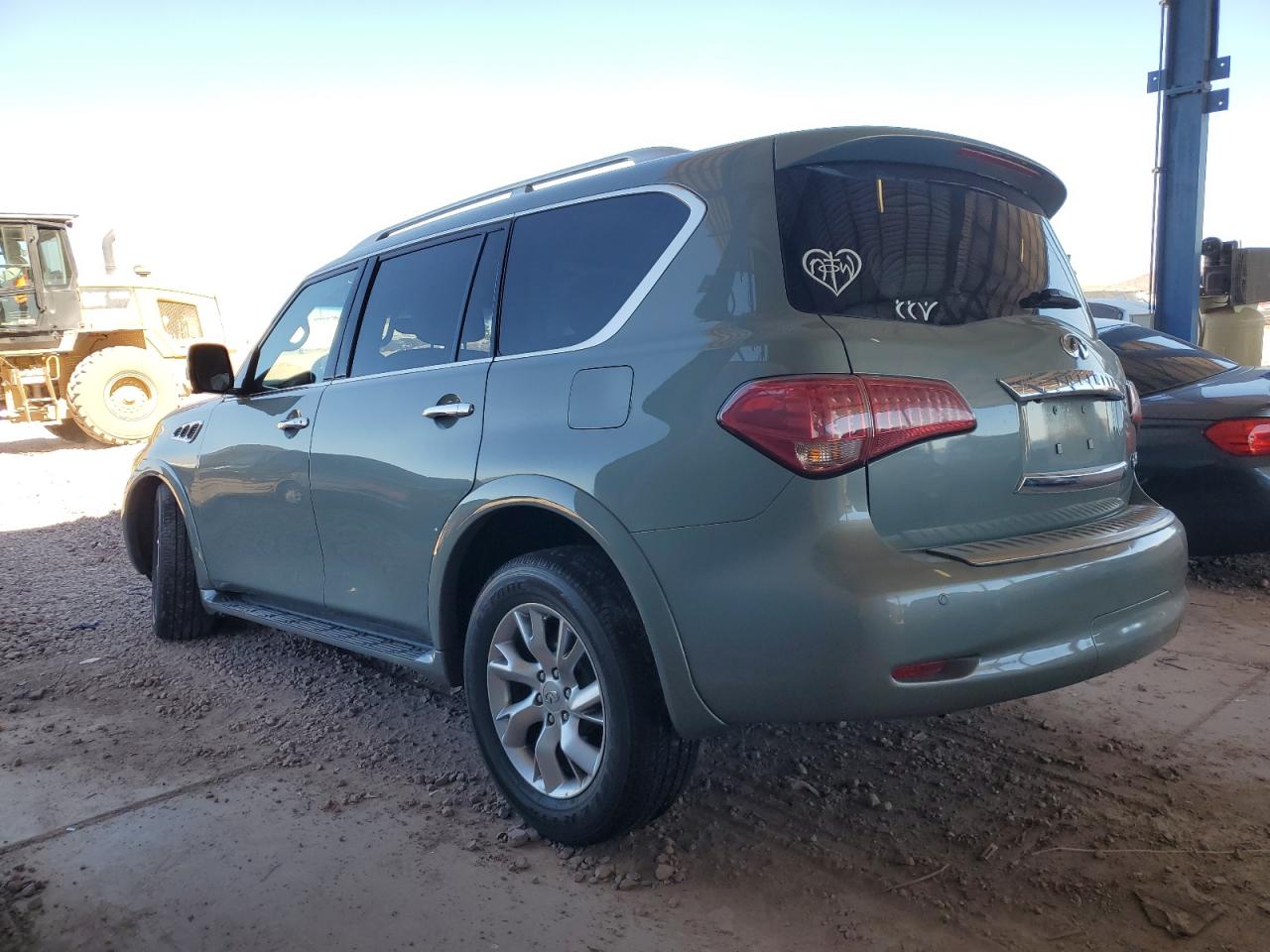 2012 Infiniti QX56 - Image 2