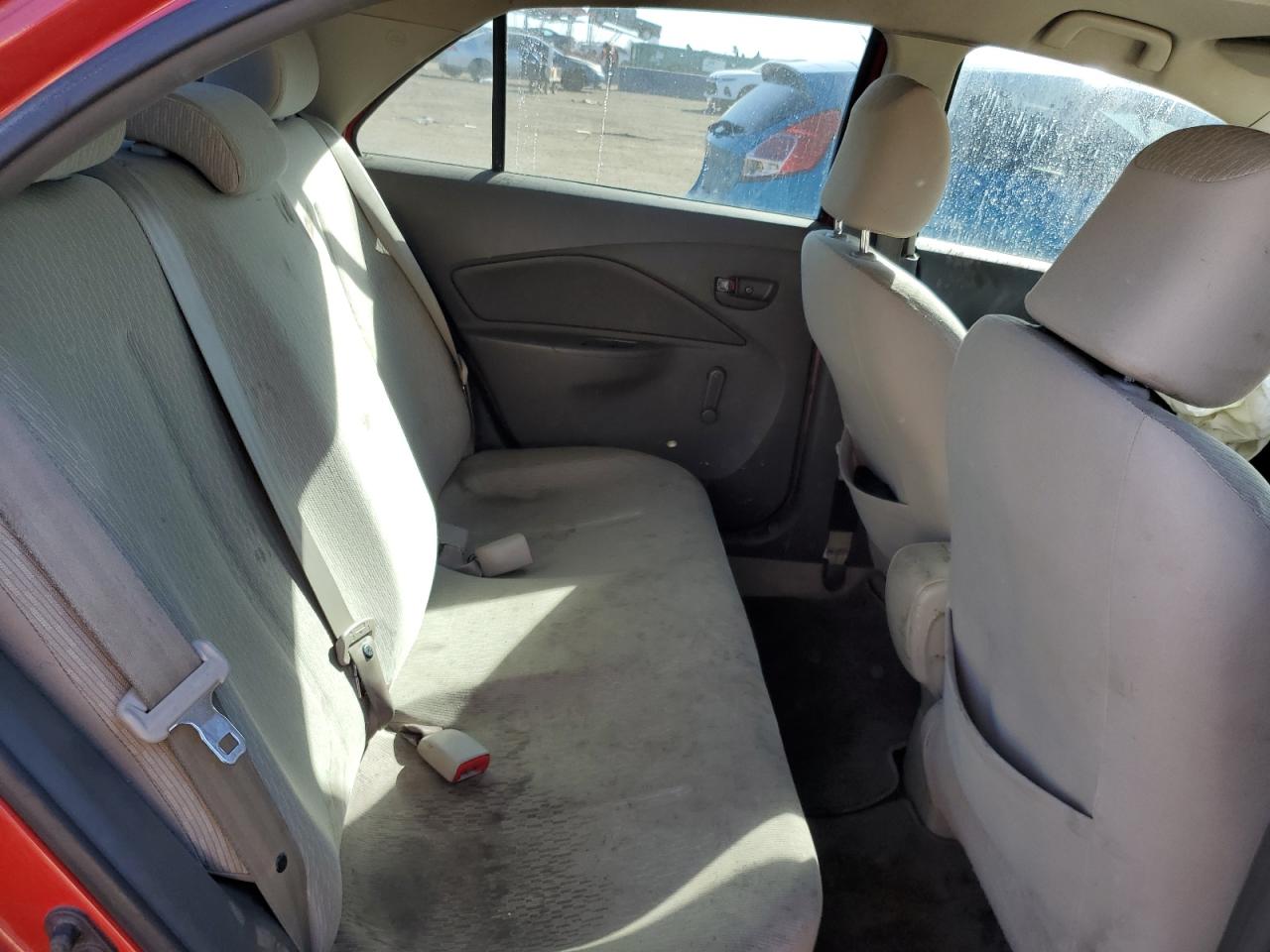 2012 Toyota Yaris - Image 10