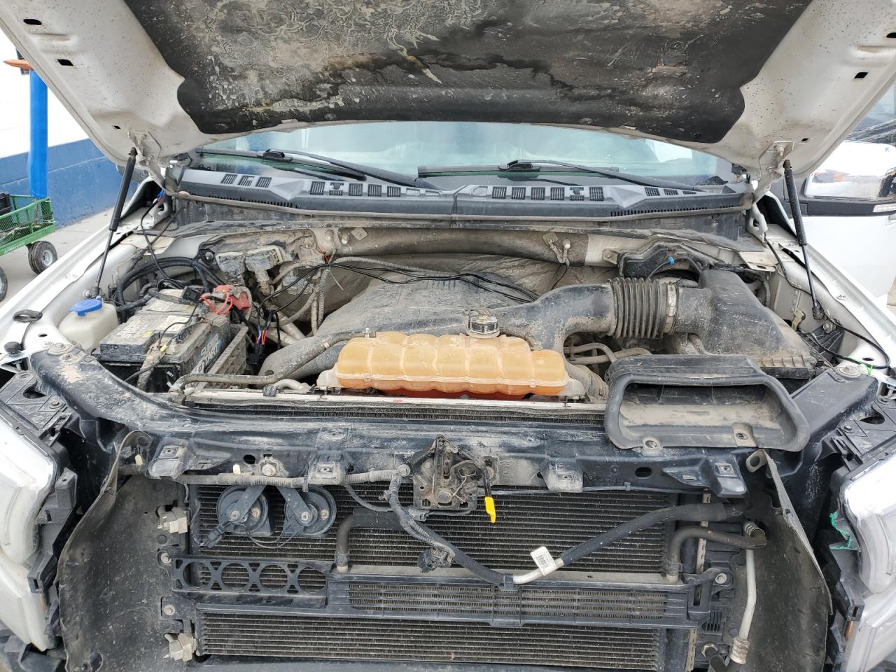 2015 Ford F-150 - Image 11