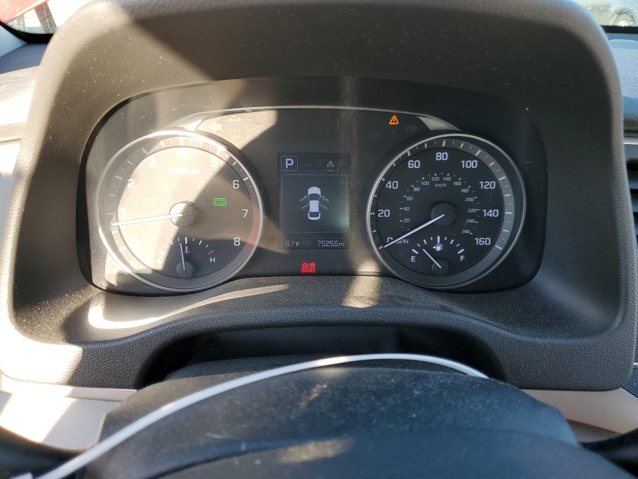 2018 Hyundai Elantra - Image 9