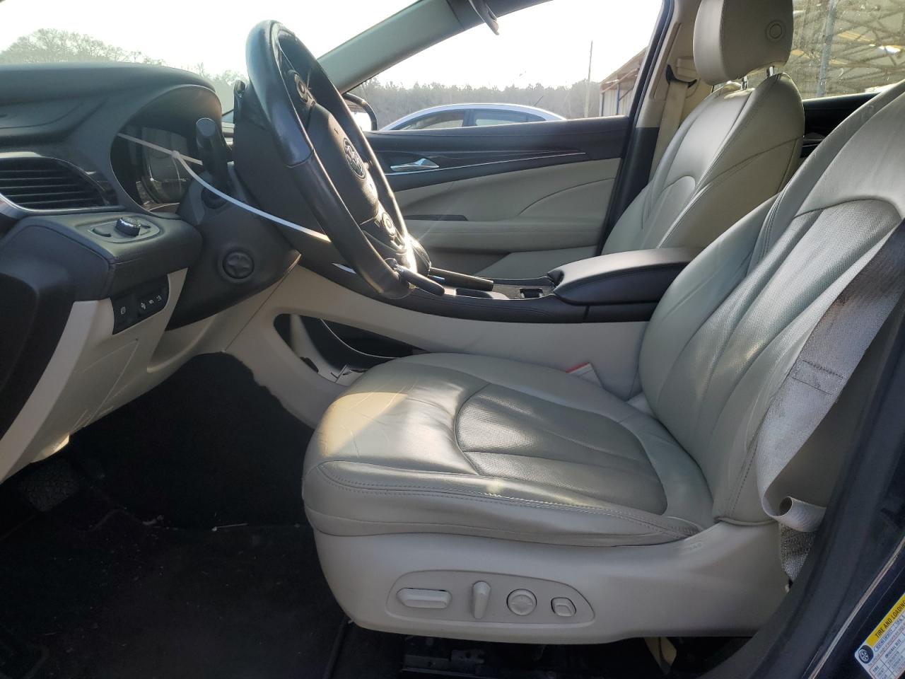 2017 Buick LaCrosse - Image 7