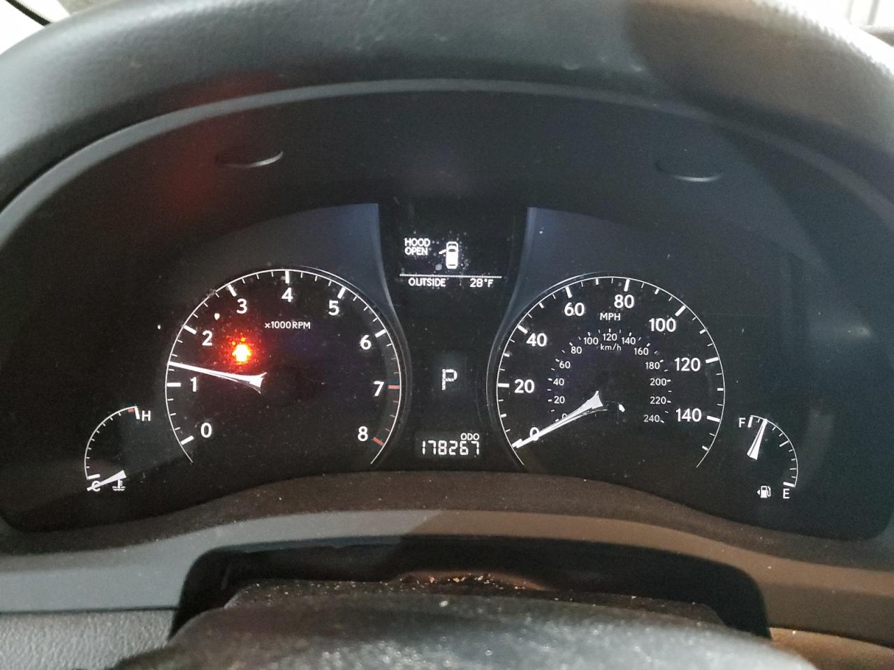 2010 Lexus RX - Image 9