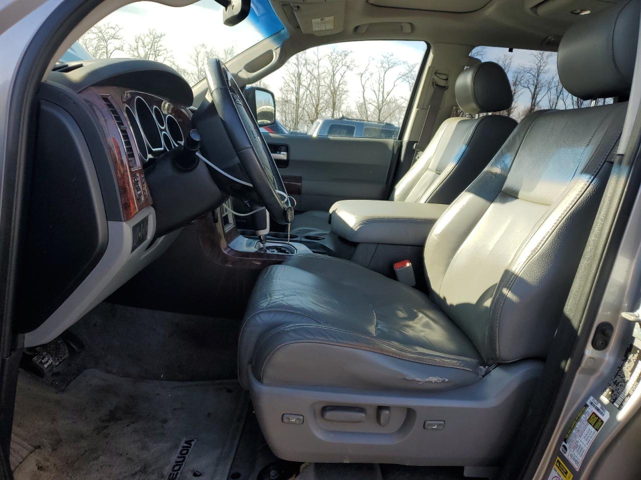 2008 Toyota Sequoia - Image 7