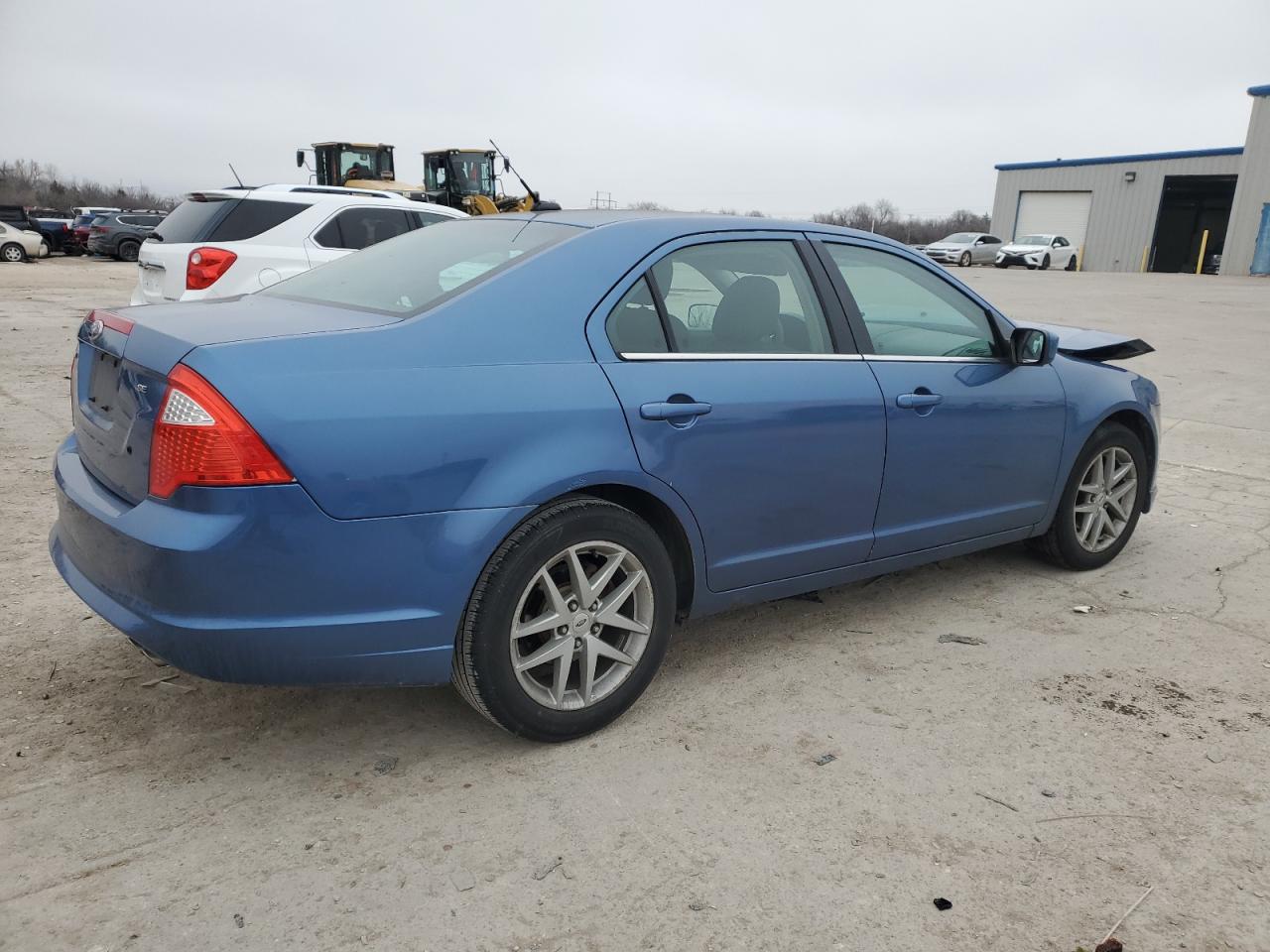 2010 Ford Fusion - Image 3