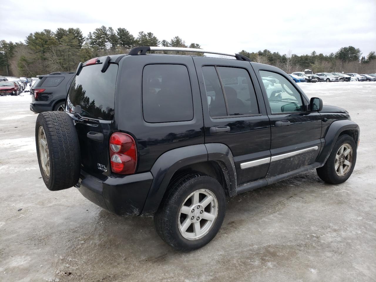 2005 Jeep Liberty (North America) - Image 3