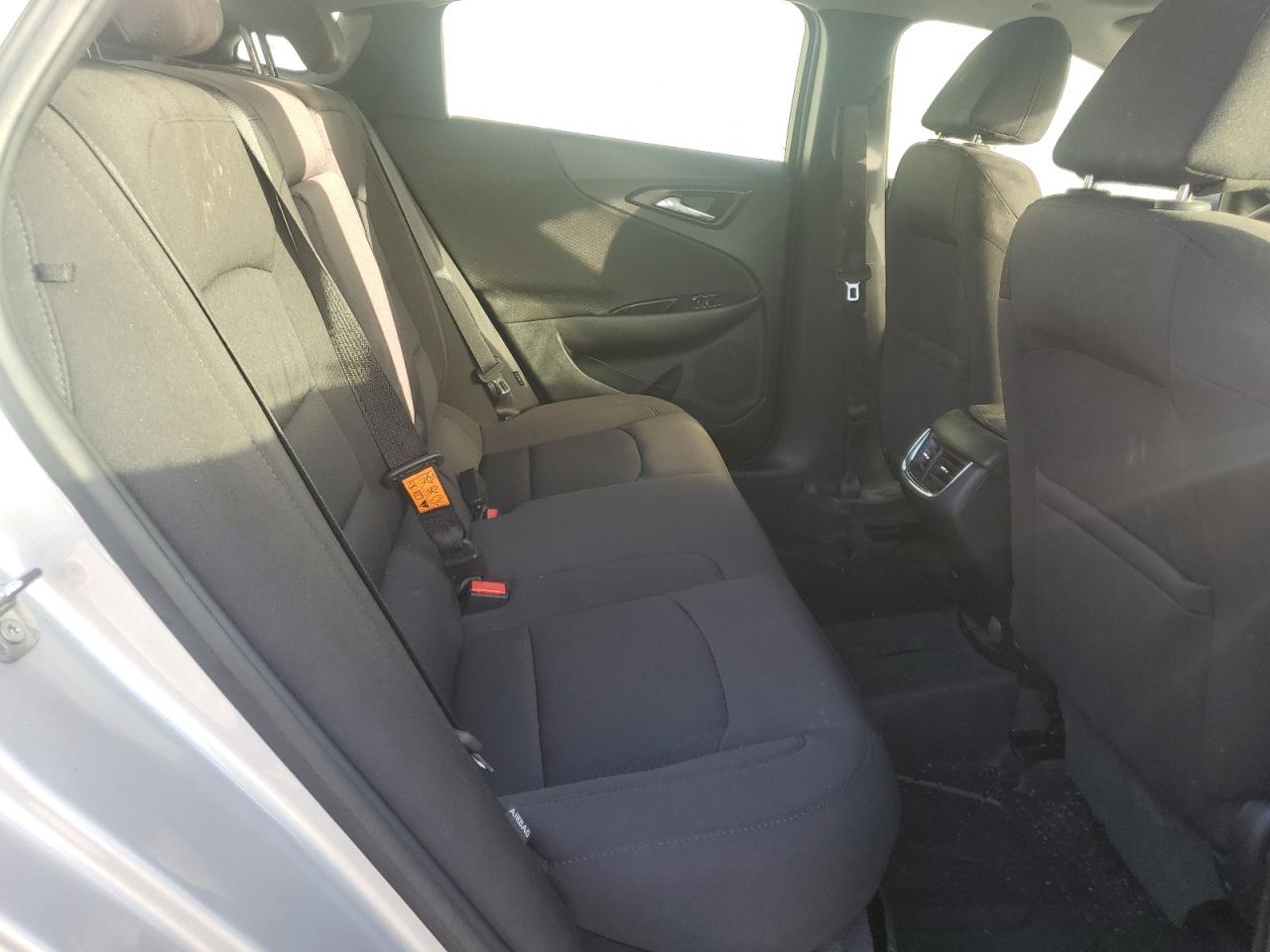 2019 Chevrolet Malibu - Image 10
