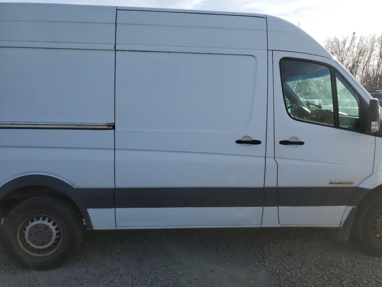 2008 Dodge Sprinter - Image 10