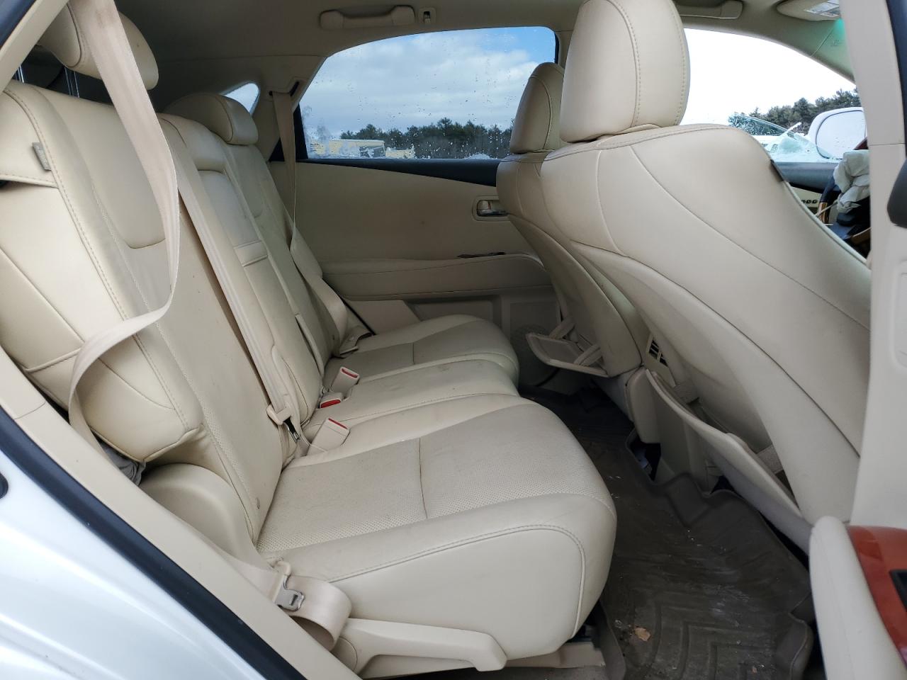 2010 Lexus RX - Image 11