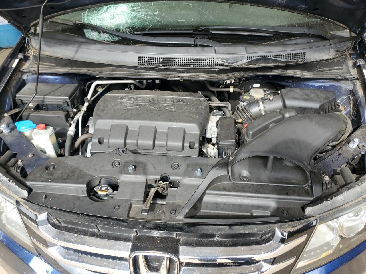 2015 Honda Odyssey - Image 12
