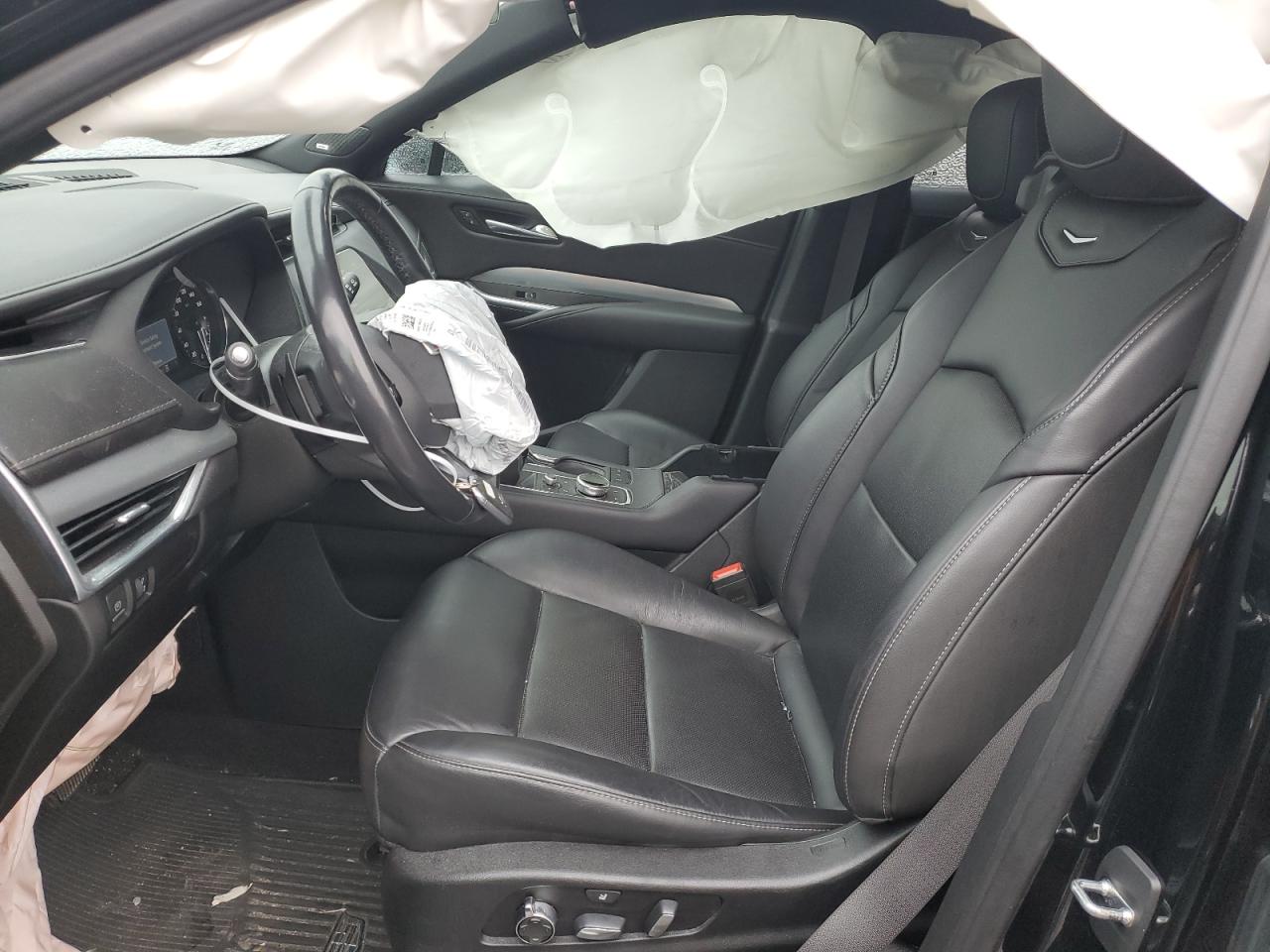 2020 Cadillac XT4 - Image 7
