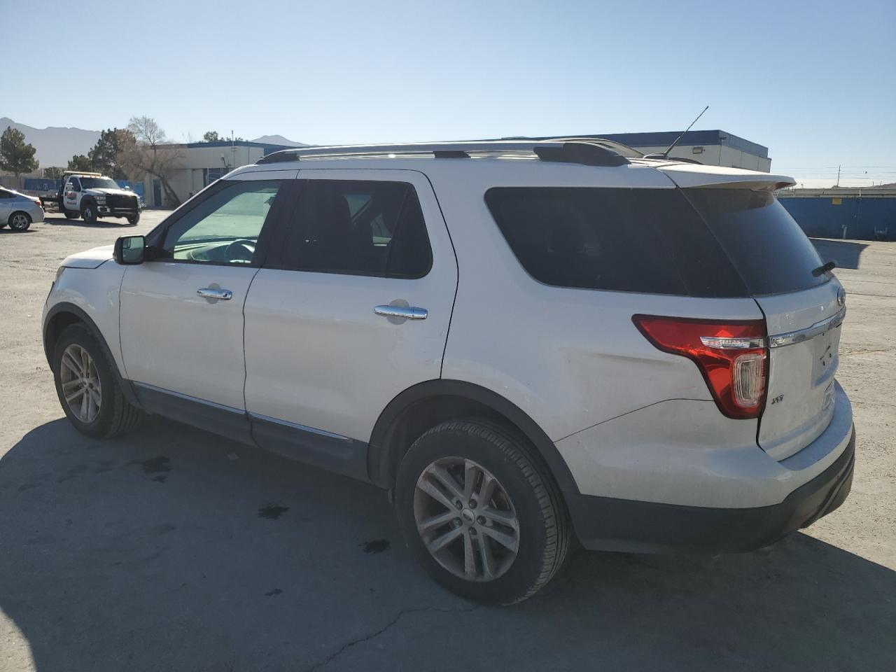 2013 Ford Explorer - Image 2