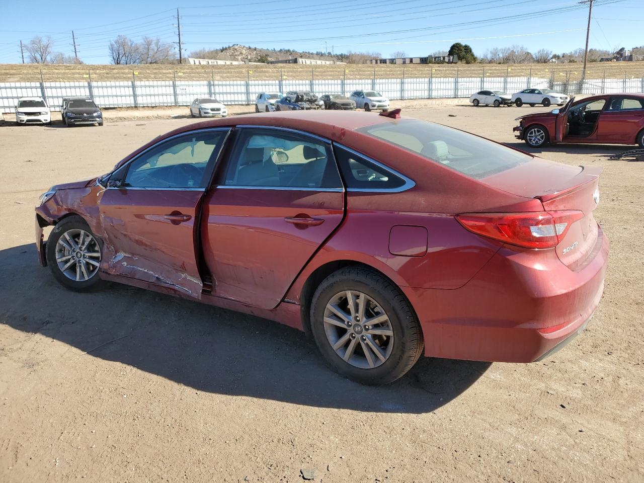 2015 Hyundai Sonata - Image 2